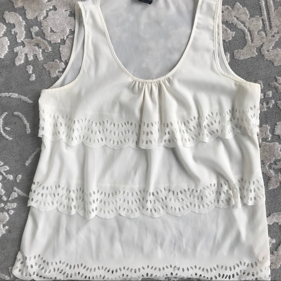 Tops - Cute tank blouse
